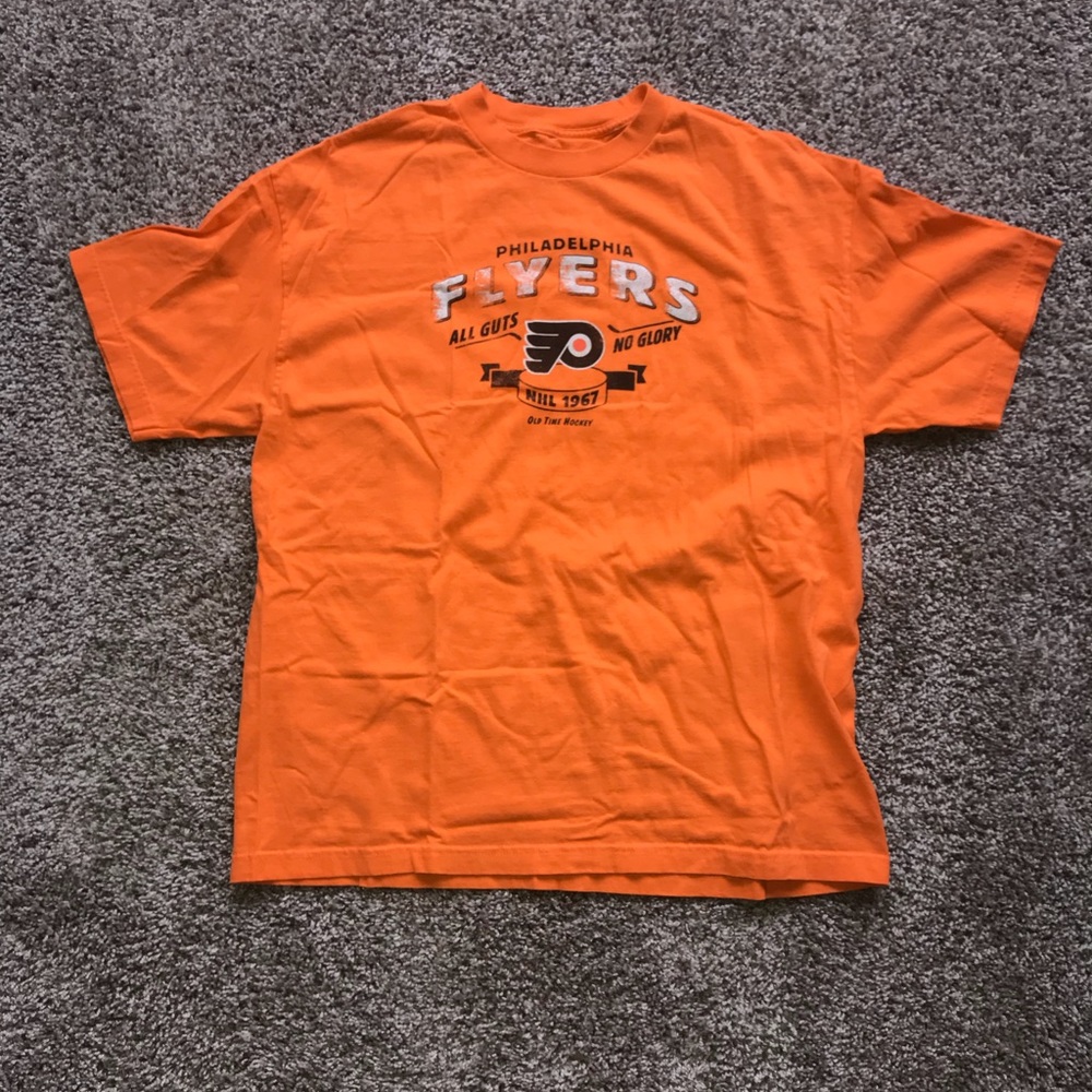 Vintage Style Flyers Tee